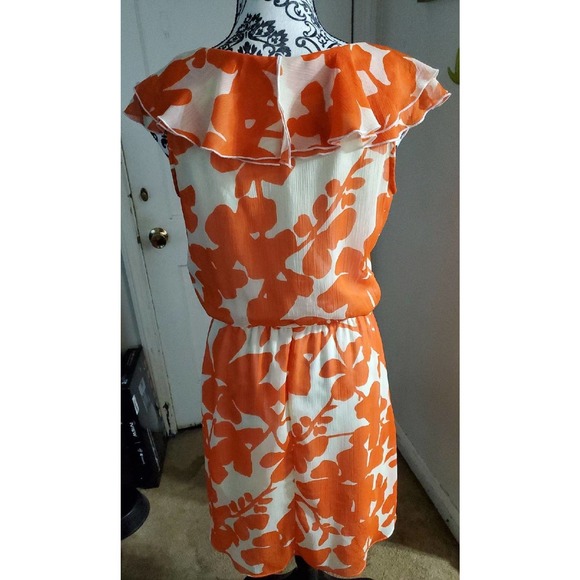 Fun and Airy orange and white knee-length dress - Picture 4 of 4